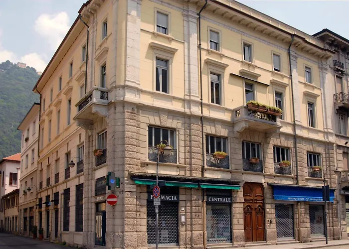 Residenza Cavour Konukevi Como