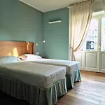 Residenza Cavour 4* Como